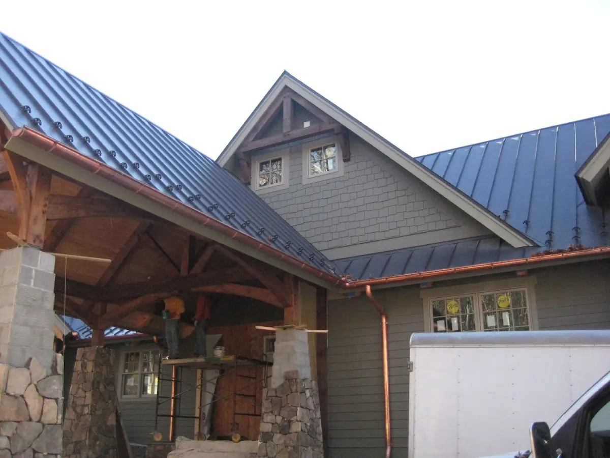 Craftsman Roofing team delivering quality roofing work in North Lynnwood